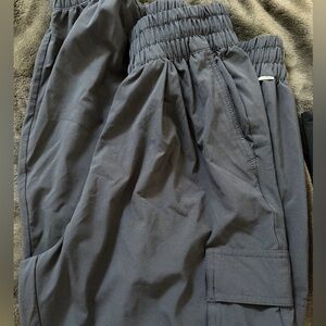 Vuori Villa Cargo Jogger•High Rise Pocketed Pant•Black•LIKE NEW•size small